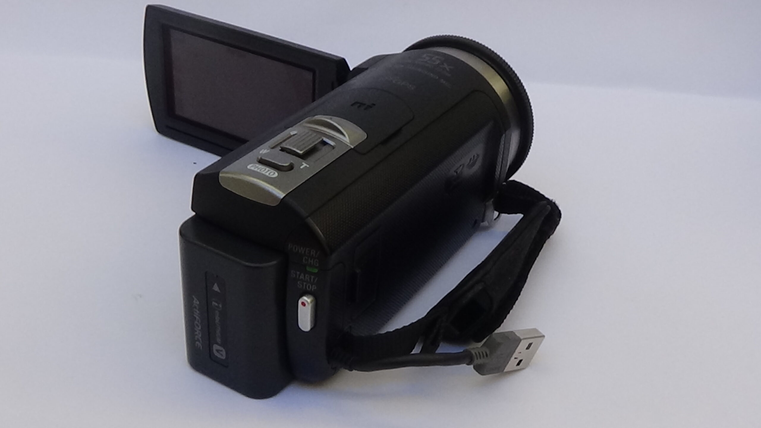 Filmadora sony hdr-cx430 e Câmera com estabilizador de imagem na lente para corrigir tremores - Imagem 9