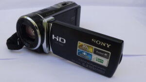 filmadora sony hdr-cx190 semi profissional o futuro da imagem agora. qualidade top, ótimo custo.