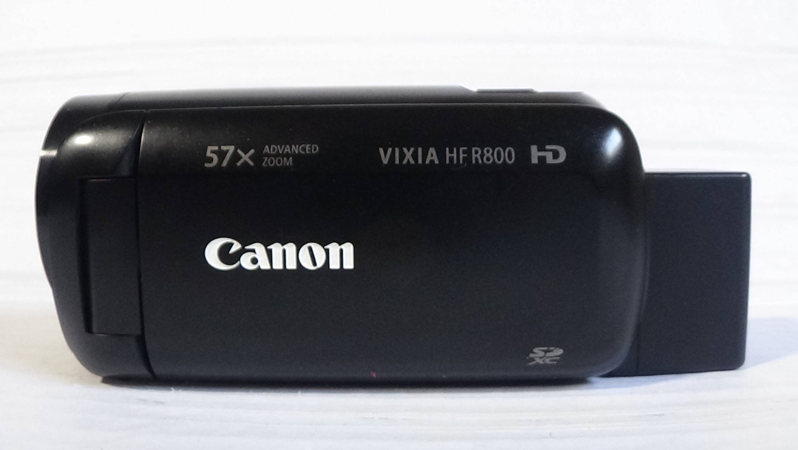 Filmadora canon hf-r800 Tecnologia de ponta para vídeos full hd para quem exige nitidez e cores reais. - Imagem 3