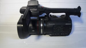 Filmadora ag-ac90 panasonic  Melhores modelos  e longa duração de bateria para motovloggers e segurança no trânsito urbano.