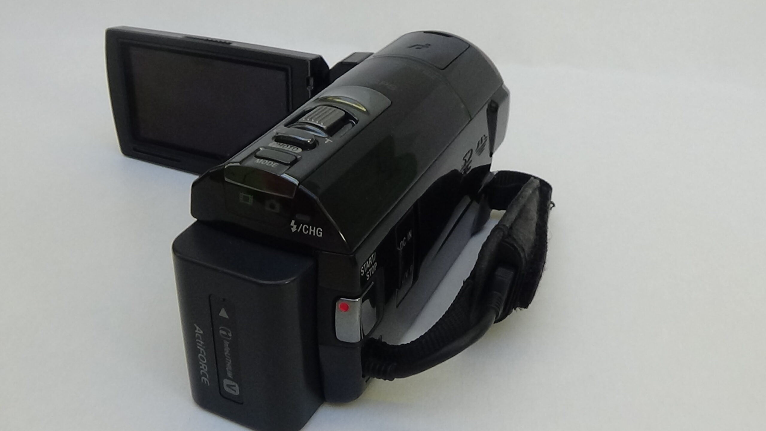 filmadora sony hdr-pj790 semi profissional equipamento de ponta para seu estúdio ou eventos. - Imagem 4