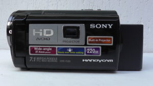 filmadora sony hdr-cx190 semi profissional o futuro da imagem agora. qualidade top, ótimo custo.