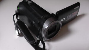 filmadora sony hdr-cx150 a qualidade com um preço mais acessível. registre com excelência. hdmi limpa