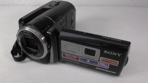 filmadora panasonic hdr-hdc-tm700 reviva a nostalgia com autenticidade. hdmi limpa boa barata