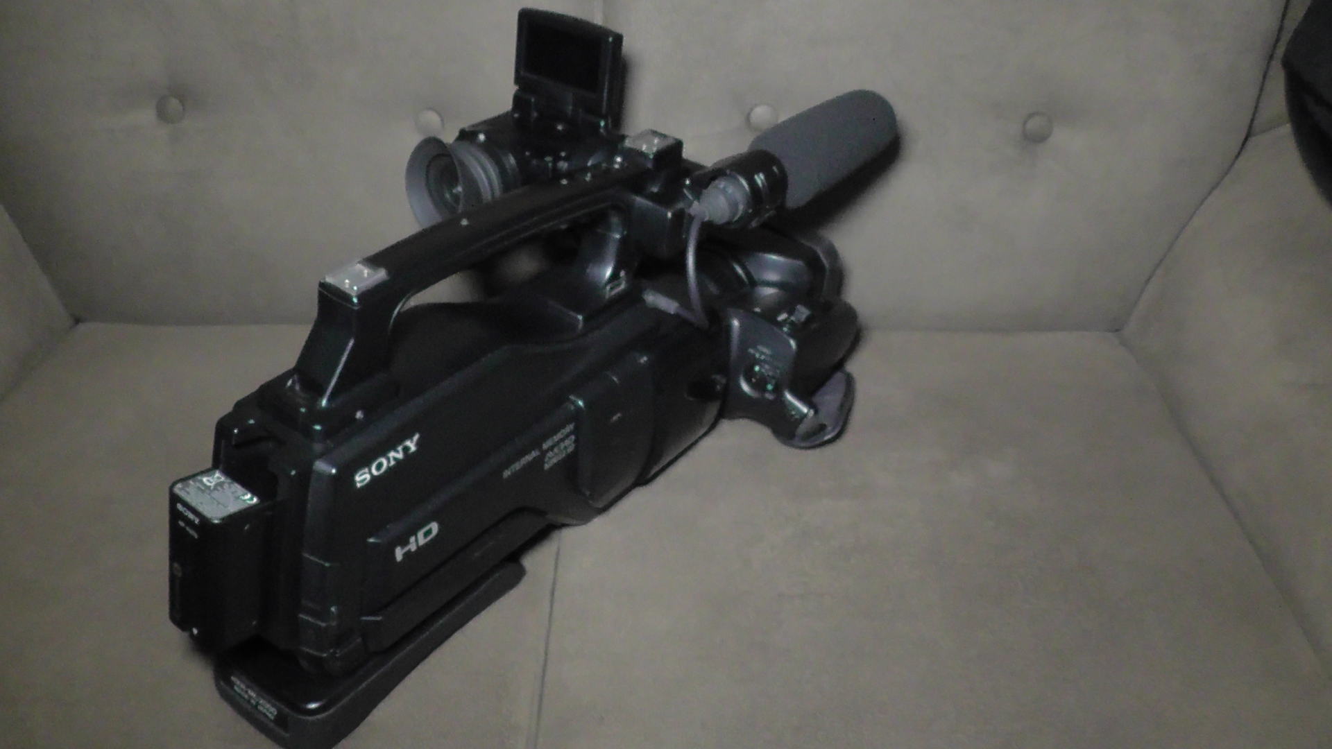 filmadora sony hxr-mc2000 a marca da confiança para suas filmagens. qualidade e garantia - Imagem 2