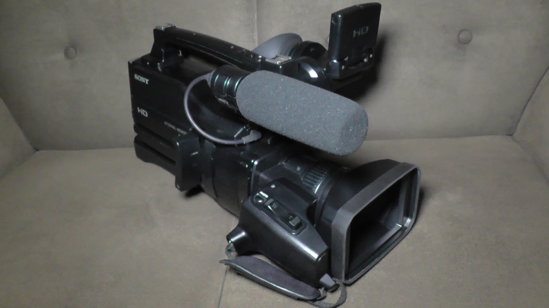 filmadora sony hxr-mc2000 a marca da confiança para suas filmagens. qualidade e garantia - Imagem 7