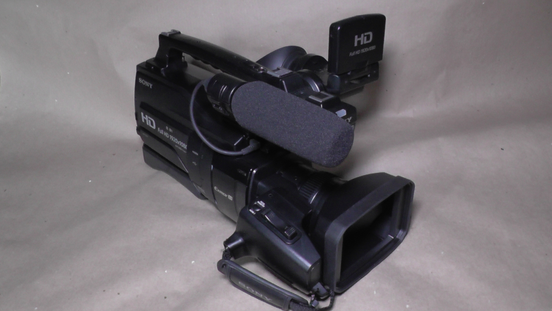 filmadora sony hxr-mc2500 alta definição e zoom potente. recursos inovadores para você. - Imagem 6