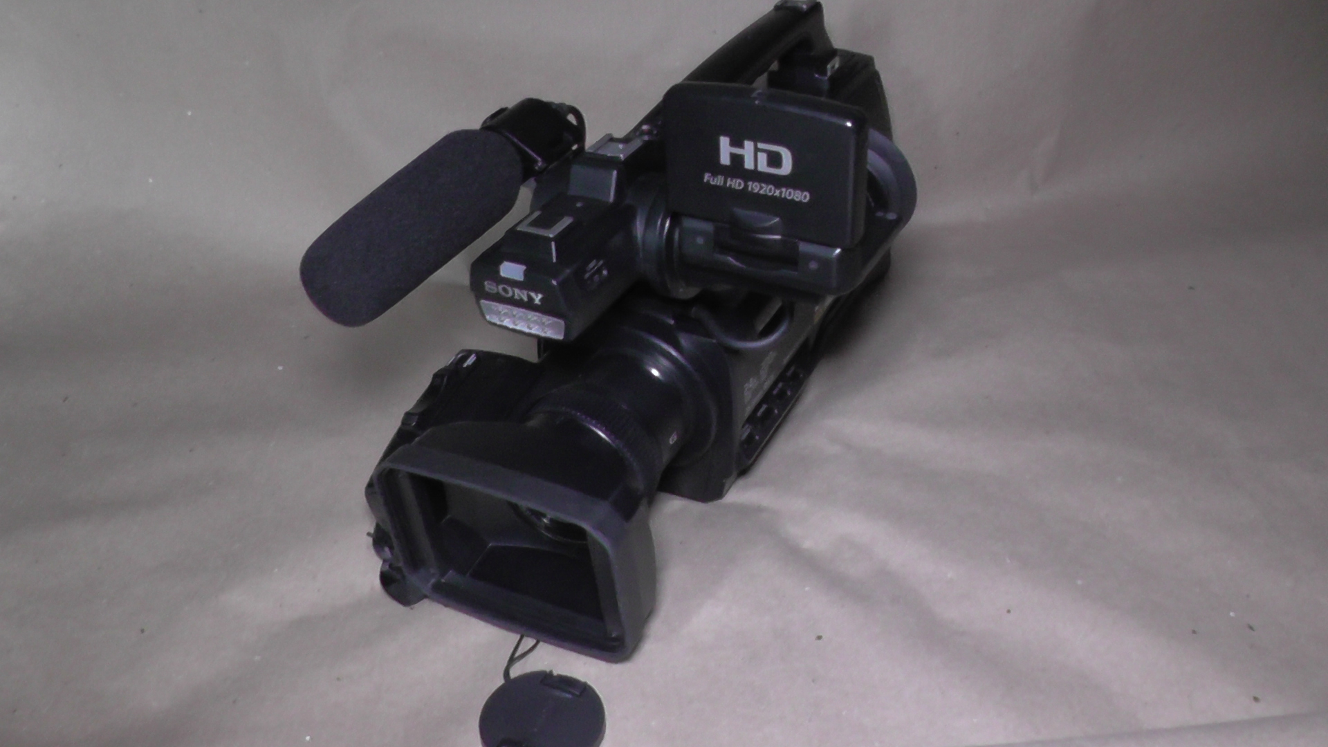 filmadora sony hxr-mc2500 alta definição e zoom potente. recursos inovadores para você. - Imagem 7