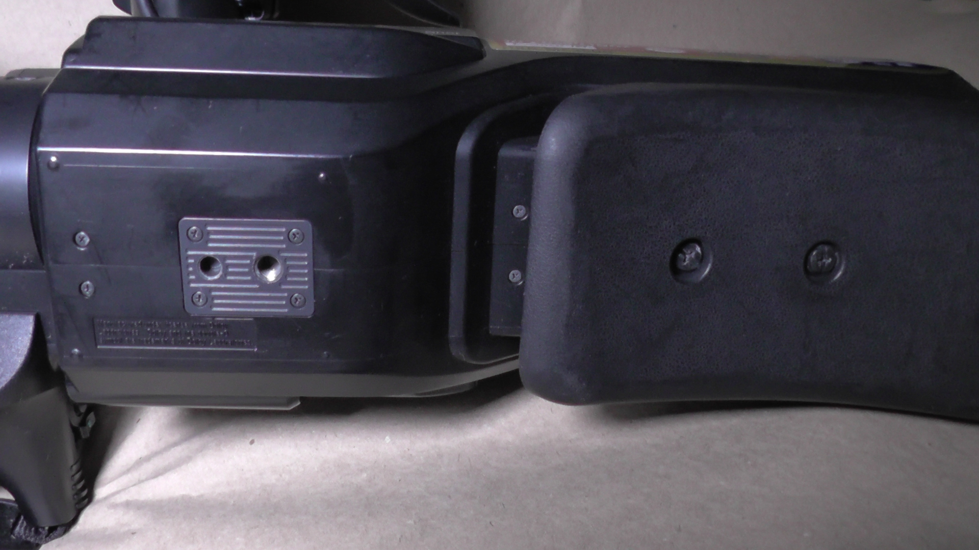 filmadora sony hxr-mc2500 alta definição e zoom potente. recursos inovadores para você. - Imagem 10